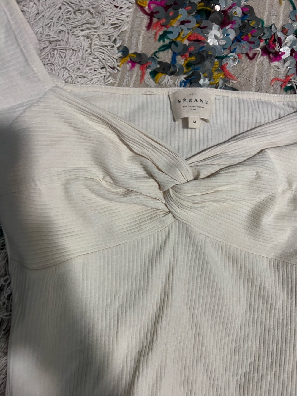 SEZANE CARO RIBBED TWIST DETAIL TOP - Picture 6 of 7